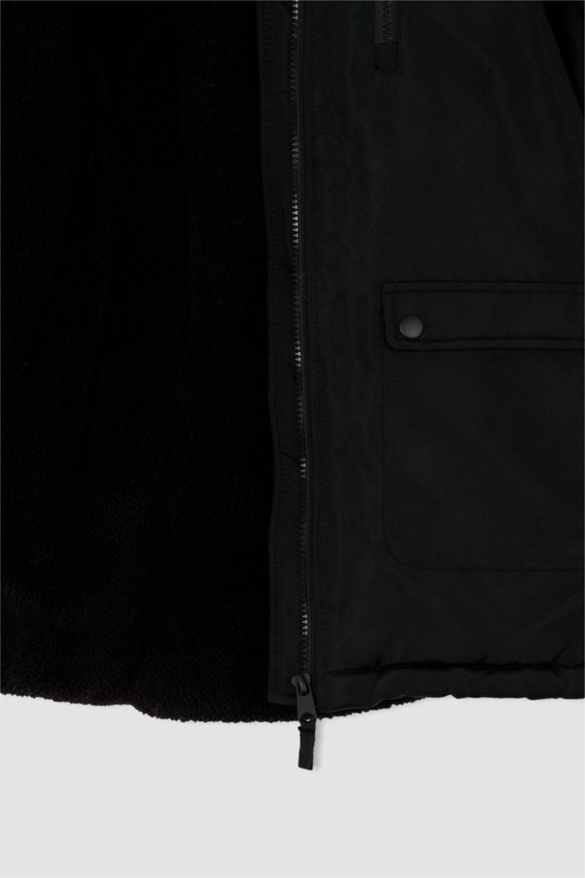 Erkek Çocuk - Genç Erkek Siyah Kapüşonlu Pelüş Astar Parka Erkek Çocuk