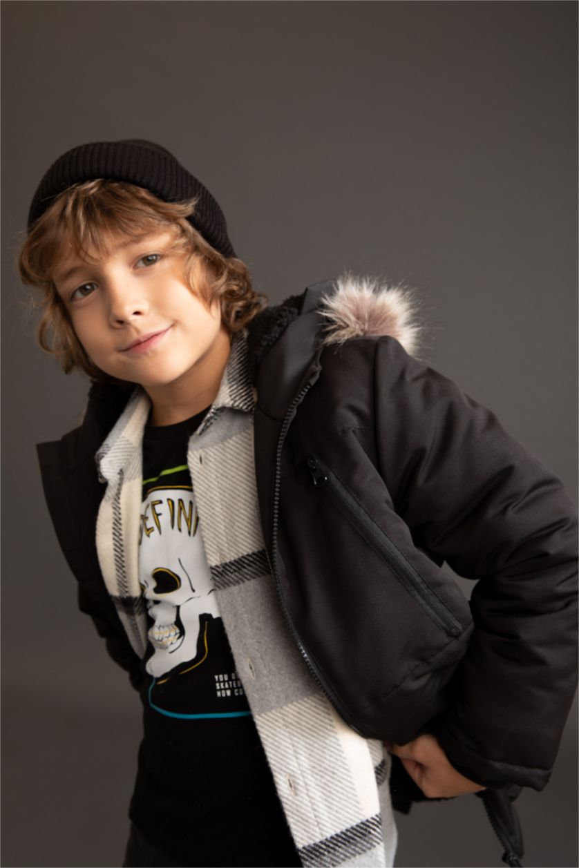BOYS & TEENS Black بالطو قصة عادية