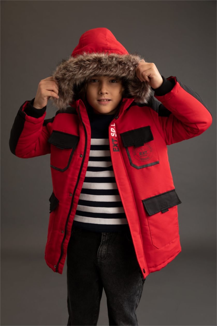 Erkek Çocuk - Genç Erkek Kırmızı Erkek Çocuk Polar Astarlı Kapüşonlu Suni Kürklü Mont