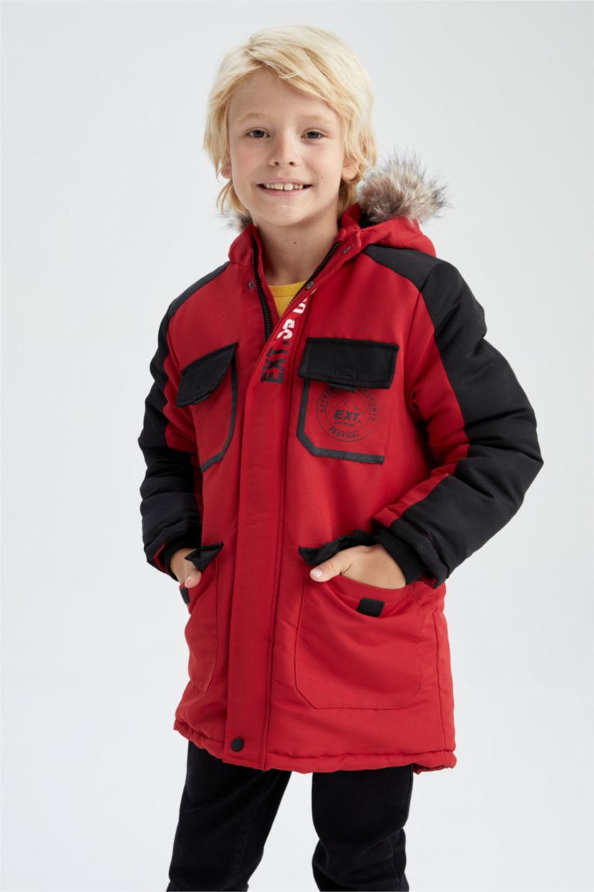 Erkek Çocuk - Genç Erkek Kırmızı Erkek Çocuk Polar Astarlı Kapüşonlu Suni Kürklü Mont