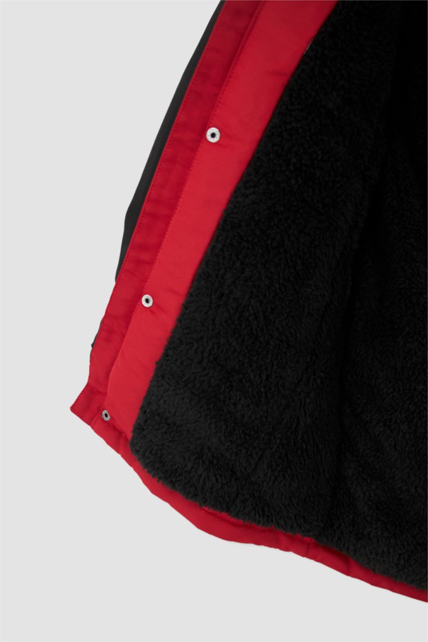 Erkek Çocuk - Genç Erkek Kırmızı Erkek Çocuk Polar Astarlı Kapüşonlu Suni Kürklü Mont