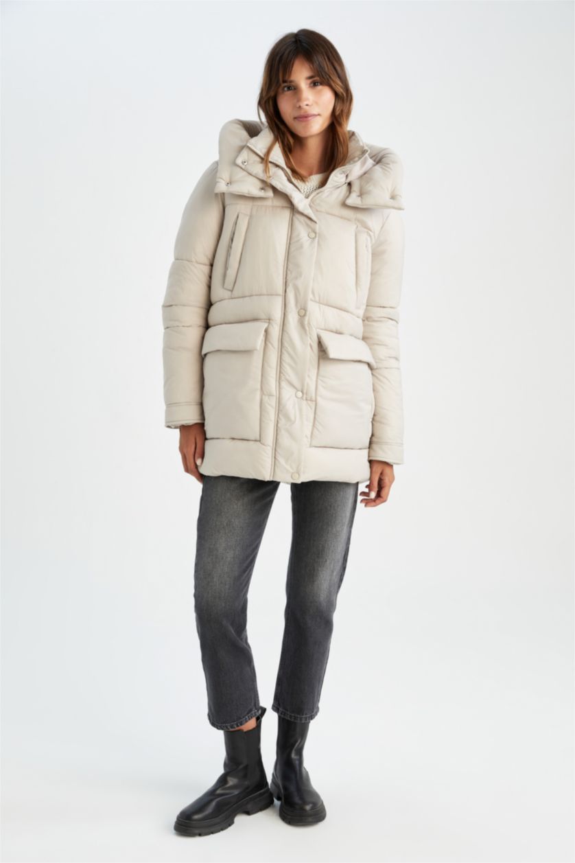 Kadın Kum Isı Yalıtımlı Su Geçirmez Kapüşonlu Hafif Uzun Dolgulu Mont