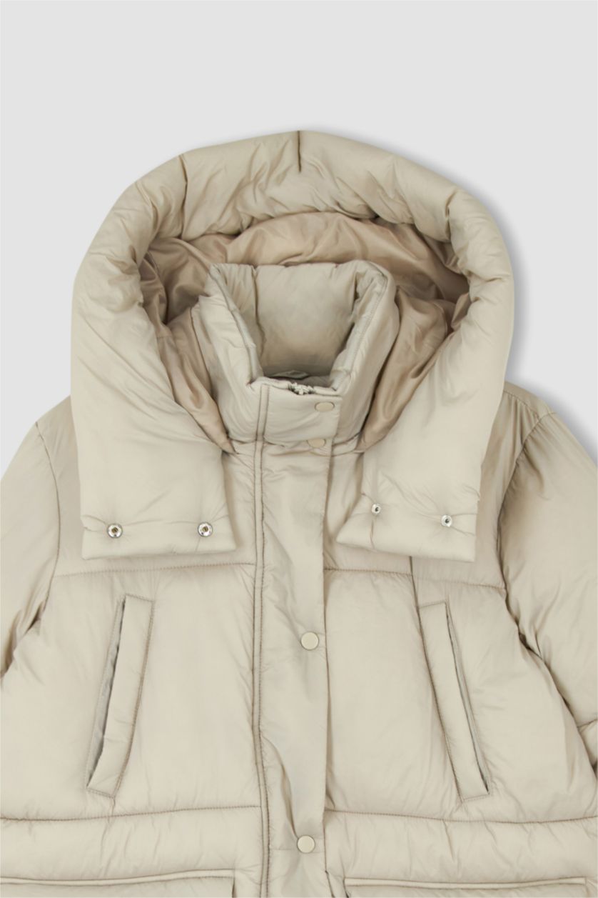 Kadın Kum Isı Yalıtımlı Su Geçirmez Kapüşonlu Hafif Uzun Dolgulu Mont
