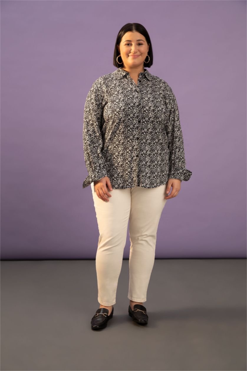 حريمي بيج فاتح بنطلون جينز موم فيت مقاس كبير