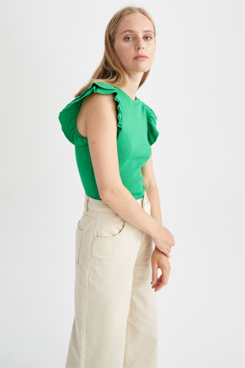 WOMAN Green Slim Fit Crew Neck Camisole Short Sleeve T-Shirt