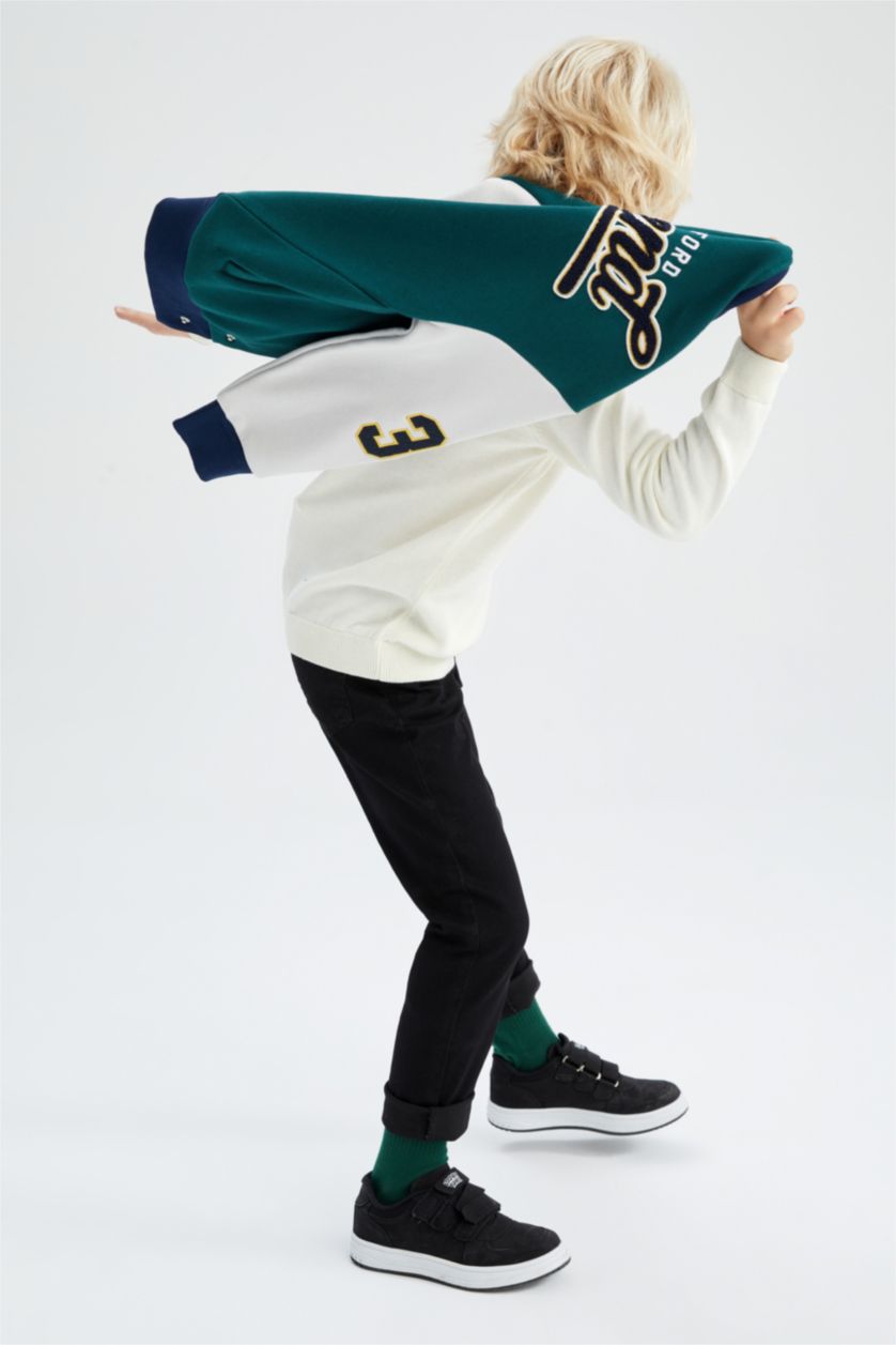 أولاد أسود بنطلون جينز ولادي بقصة ضيقة  يساق مستقيم