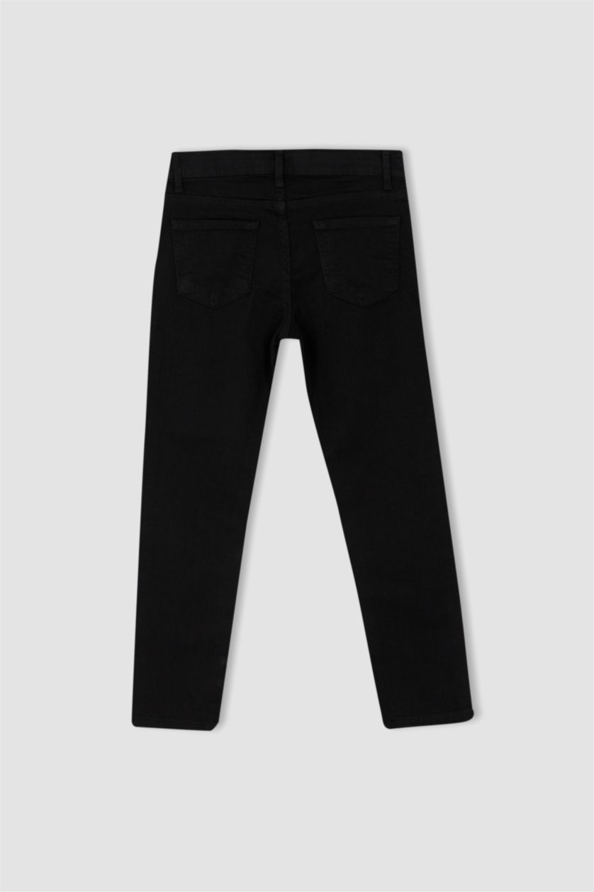 أولاد أسود بنطلون جينز ولادي بقصة ضيقة  يساق مستقيم