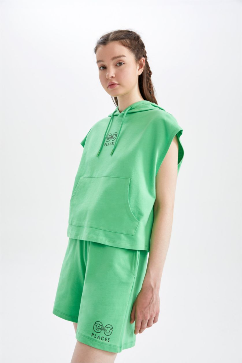 WOMAN Green Regular Fit Sleeveless Kangaroo Pocket Hoodie