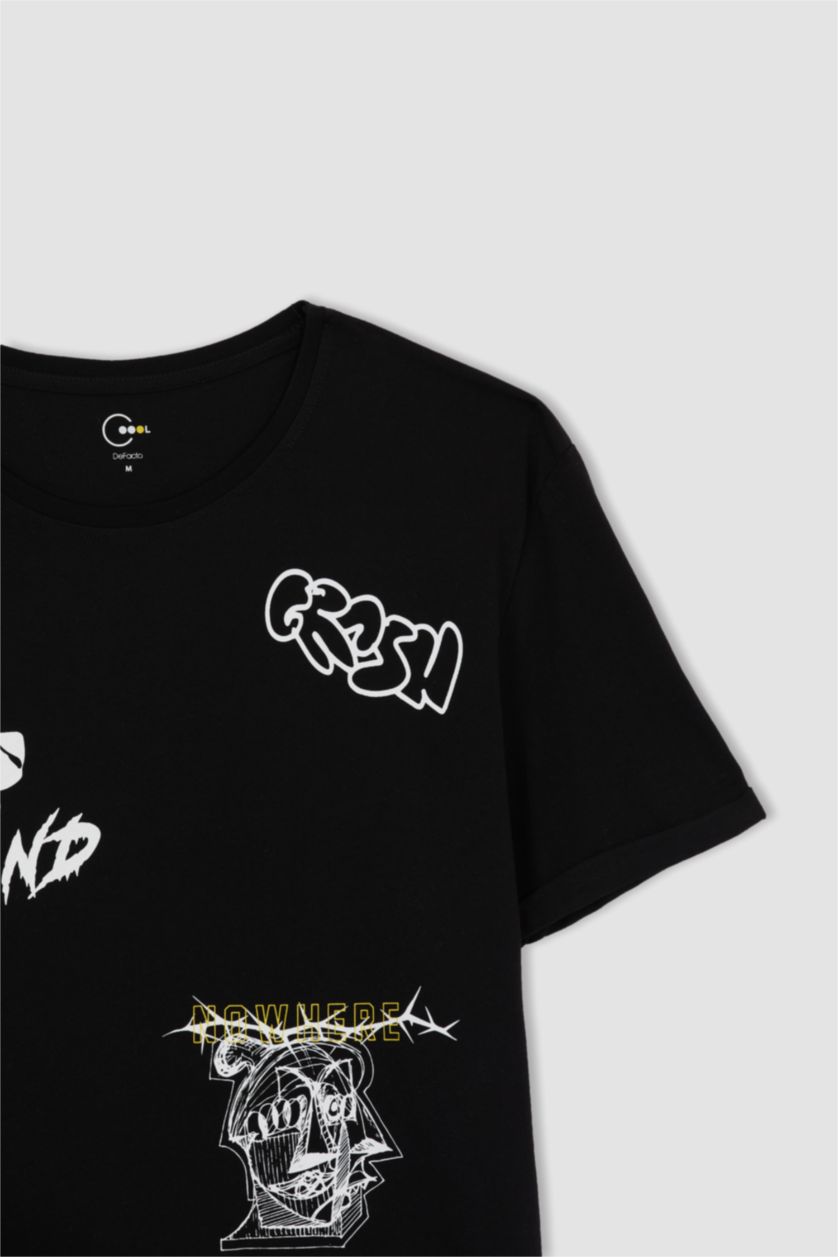 رجال أسود تي شيرت مطبوع بقصة طويلة بياقة مستديرة