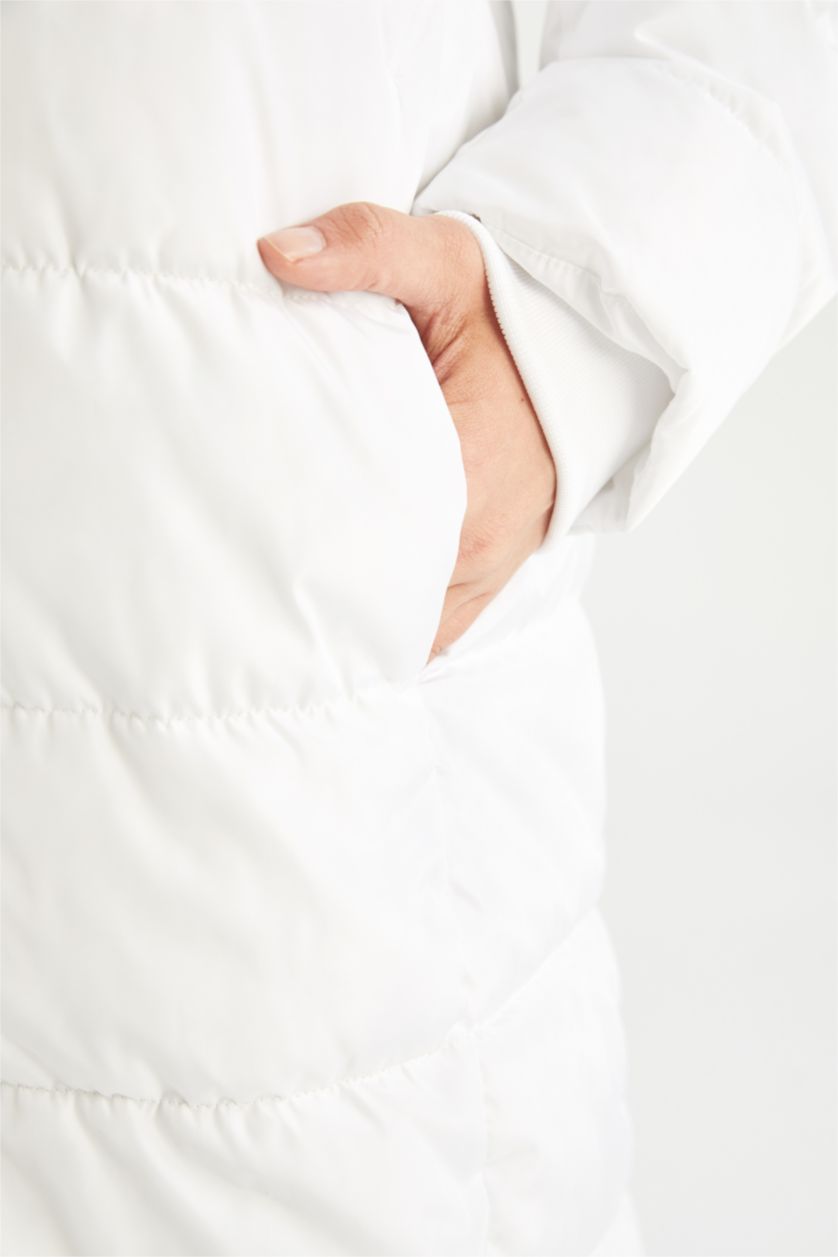 FEMME Blanc Manteau Long Coupe Regular Avec Capuche İmperméable