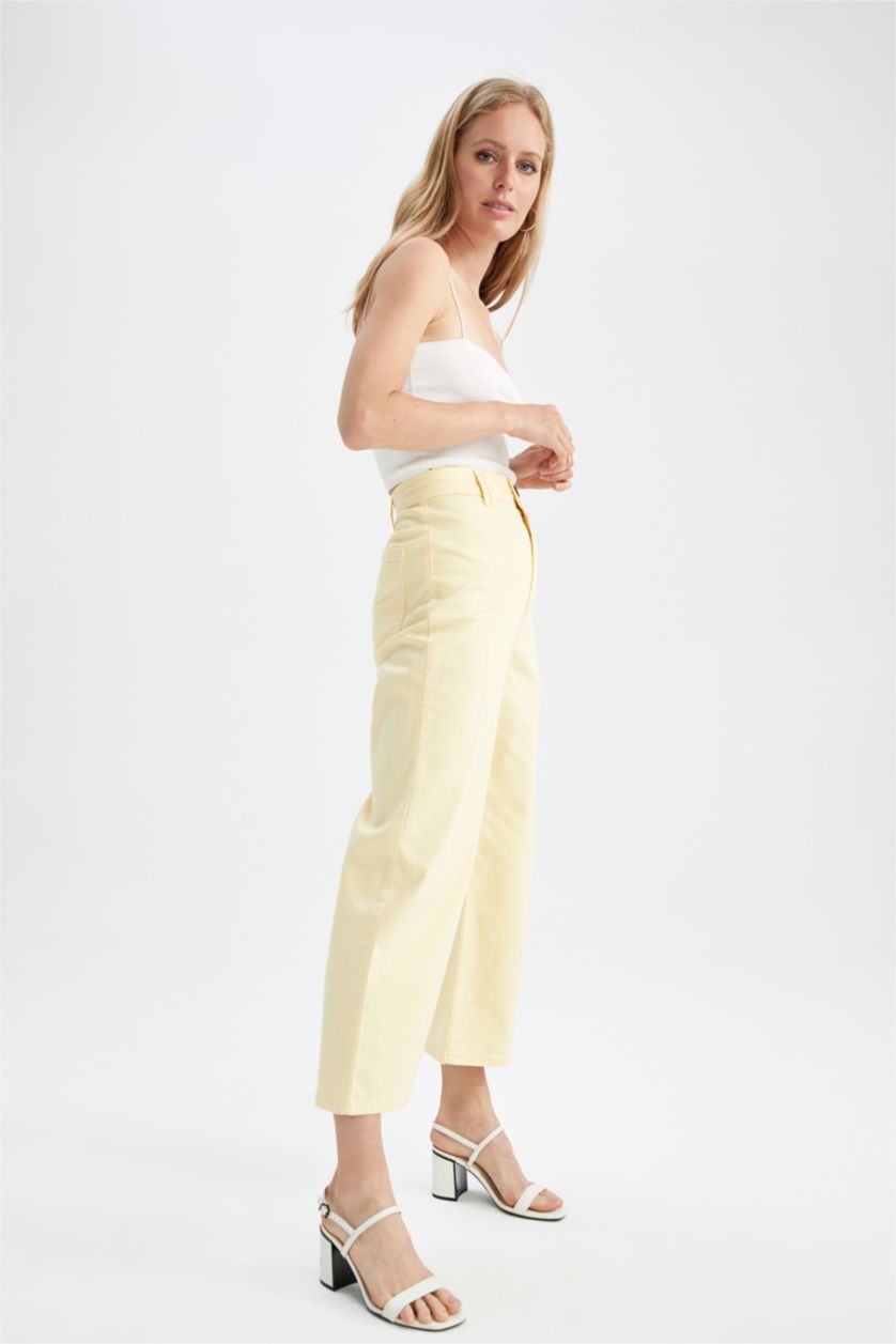 WOMAN Yellow Short Wide Leg Crop Fit Gabardine Trousers