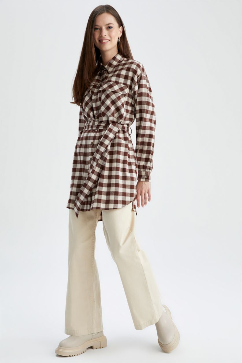 FEMME Kahve Tunique à manches longues en flanelle à carreaux coupe classique