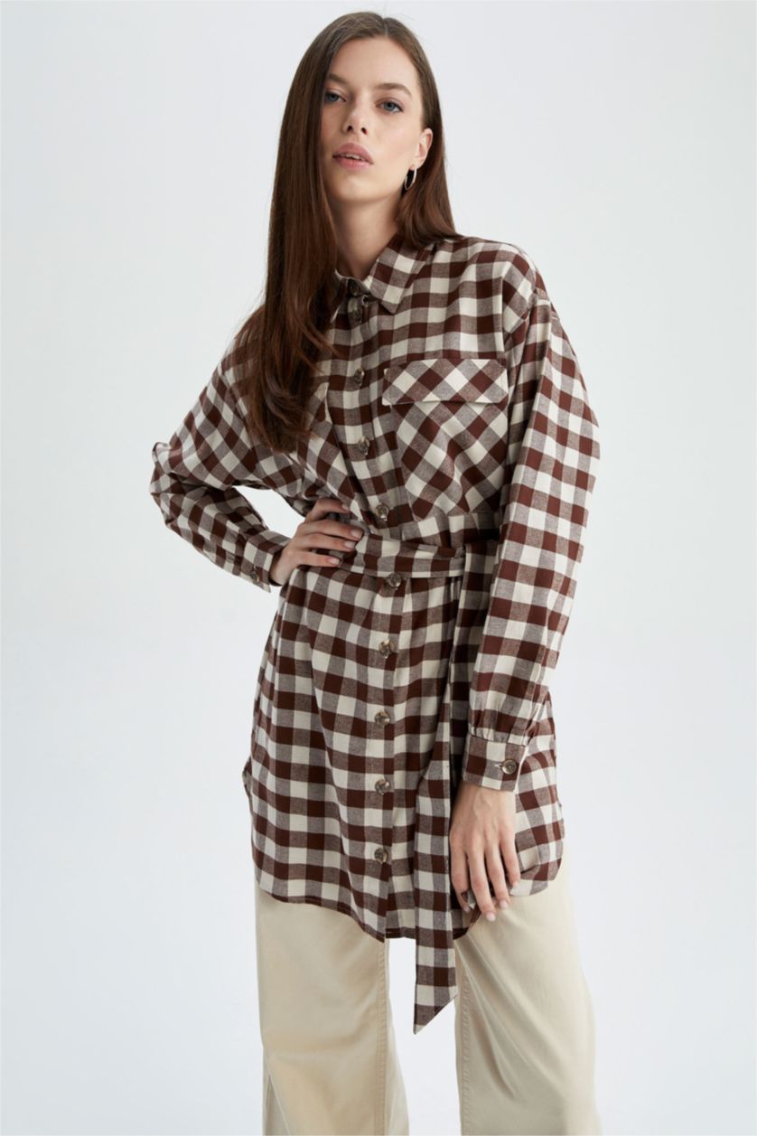 FEMME Kahve Tunique à manches longues en flanelle à carreaux coupe classique