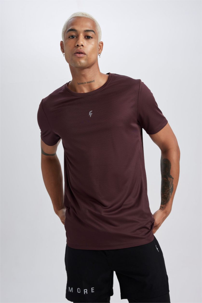 رجالي خمري تي شيرت رياضي سليم فيت مطبوع برقبة مستديرة