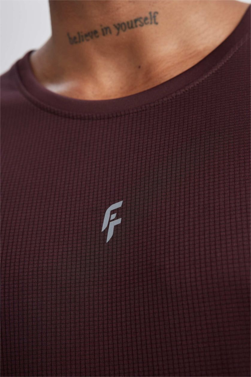 رجالي خمري تي شيرت رياضي سليم فيت مطبوع برقبة مستديرة