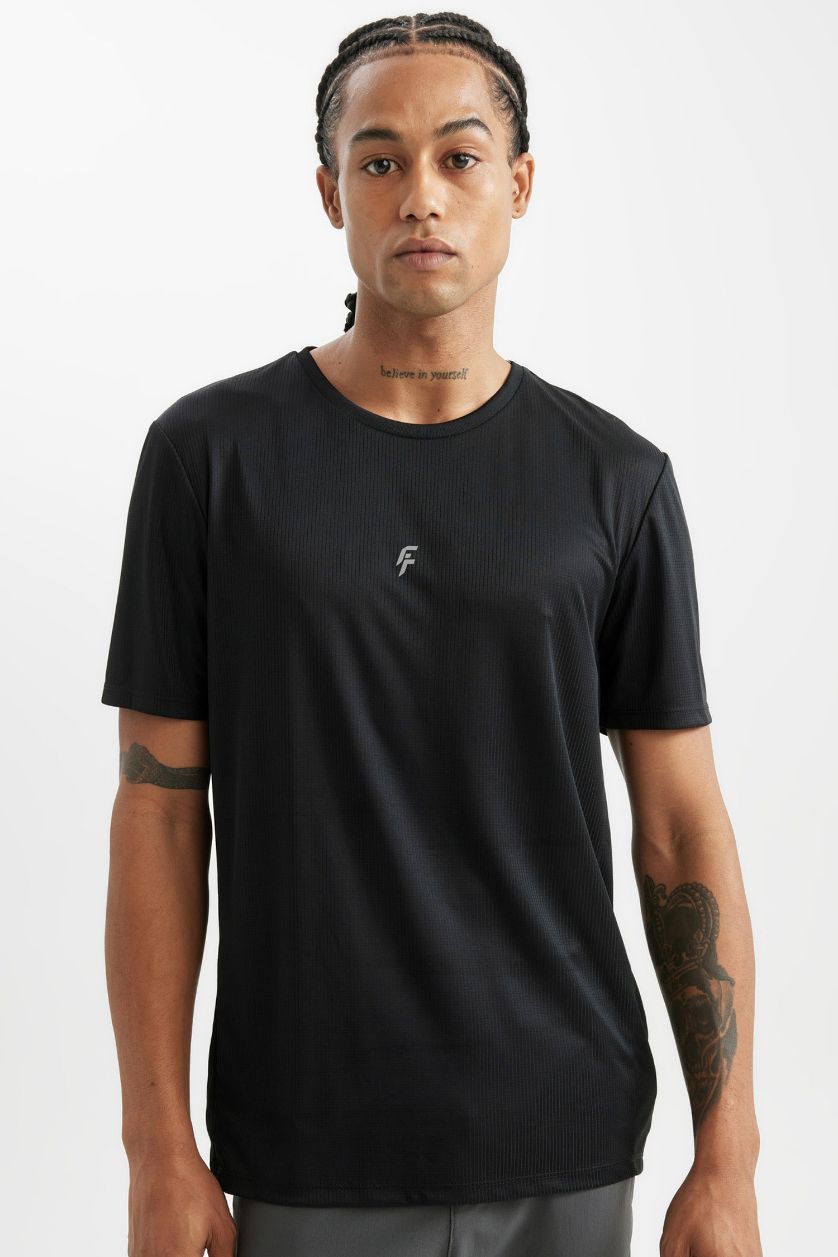 Erkek Siyah Slim Fit Dar Kesim Bisiklet Yaka Baskılı Sporcu Kısa Kollu Tişört