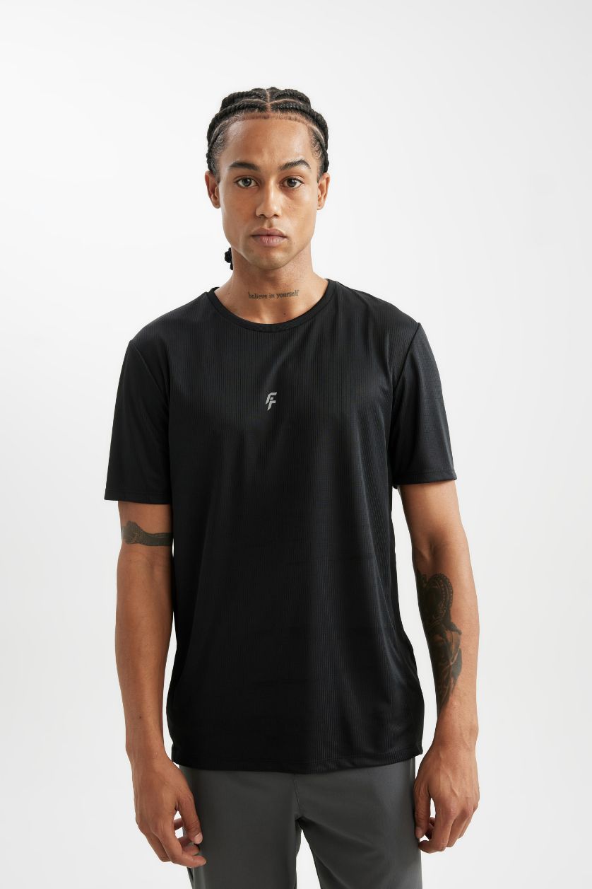 Erkek Siyah Slim Fit Dar Kesim Bisiklet Yaka Baskılı Sporcu Kısa Kollu Tişört