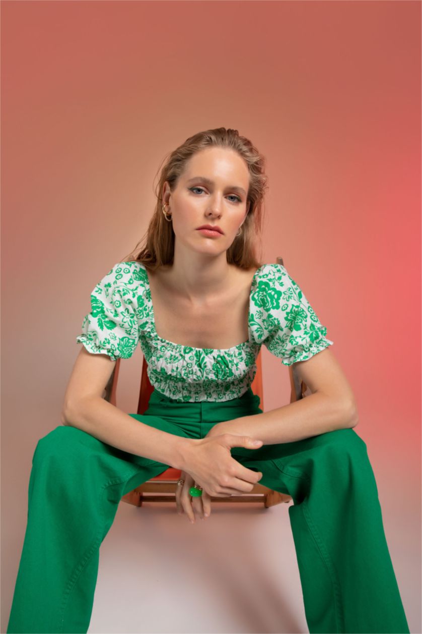 FEMME Blanc Blouse à manches courtes Voile Coupe Slim Col Carré