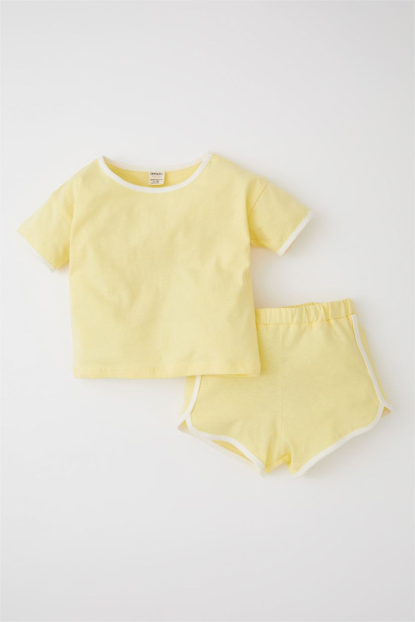 BABY GIRL Yellow Baby Girl Basic Short Sleeve T-Shirt Shorts 2-Pack Set