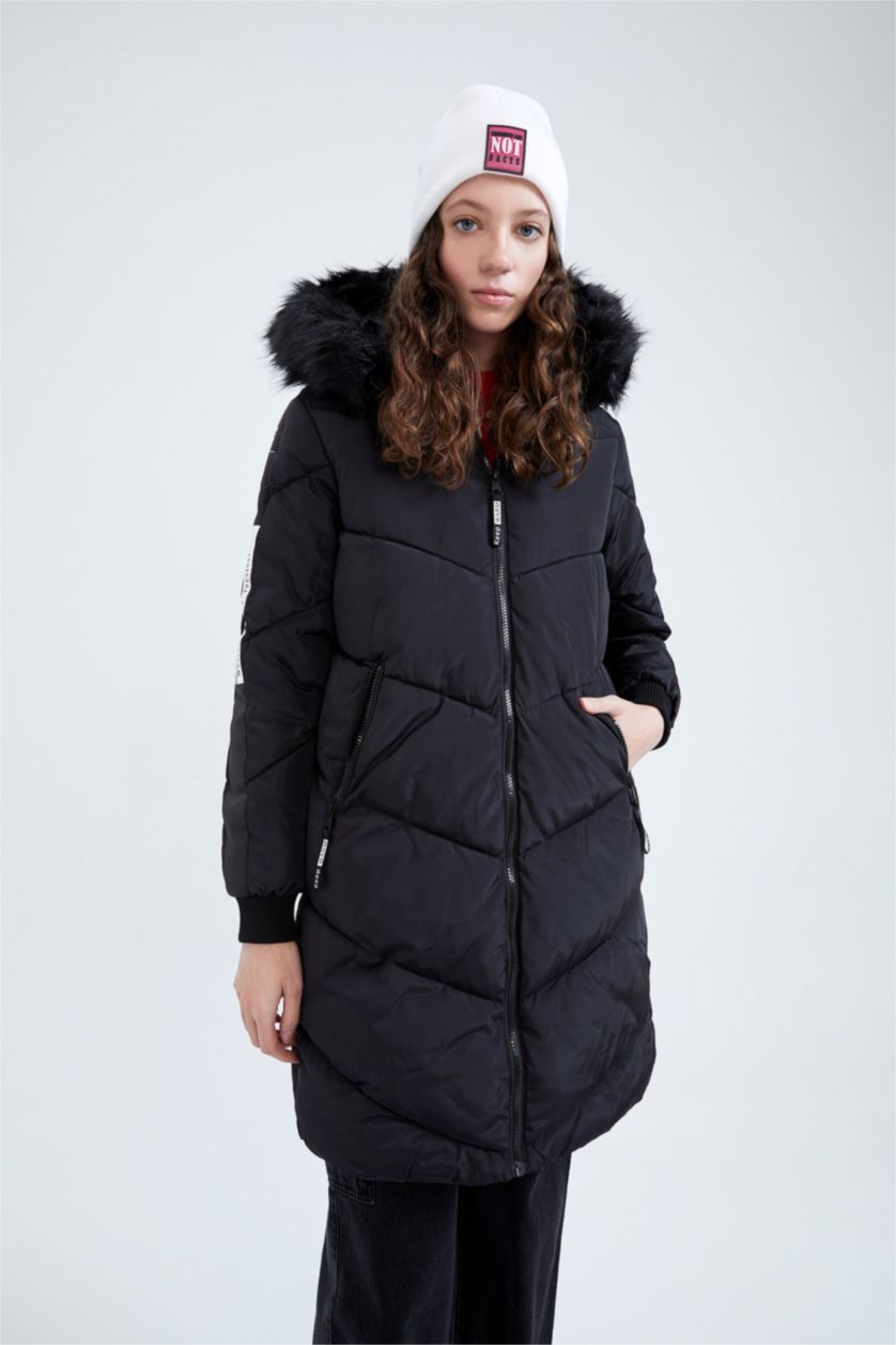 WOMAN Black Coat