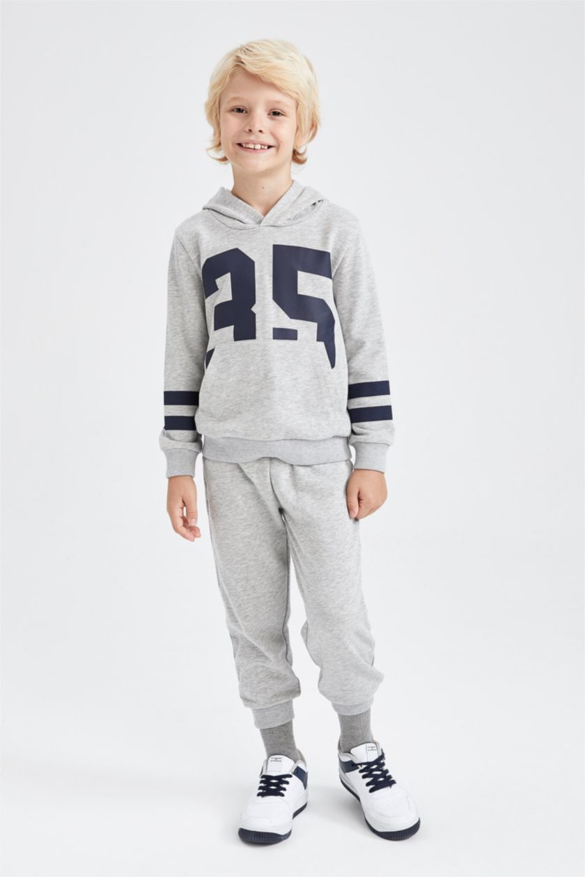 أولاد ميلانج رمادي فاتح طقم ولادي من قطعتين