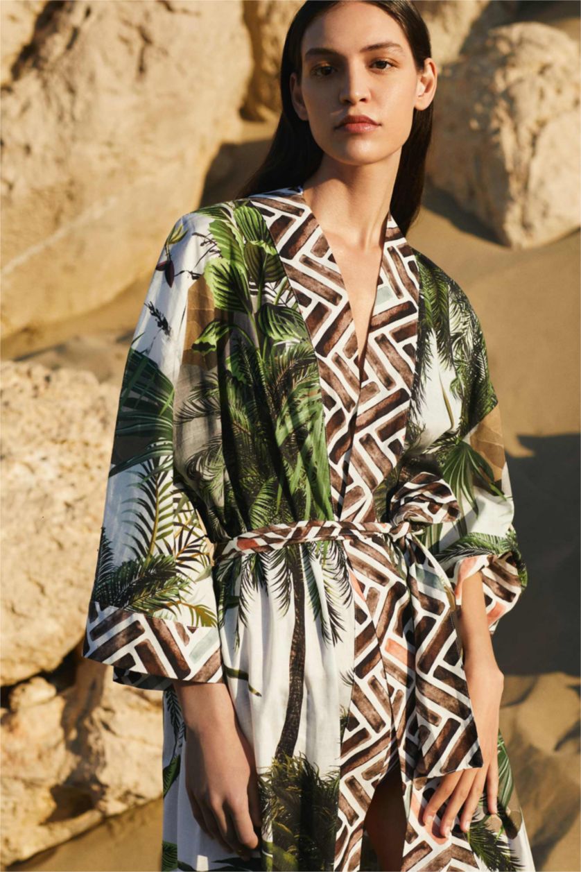 FEMME Vert Vêtements de plage Coton organique Coupe Régulière Floral Fall In Love