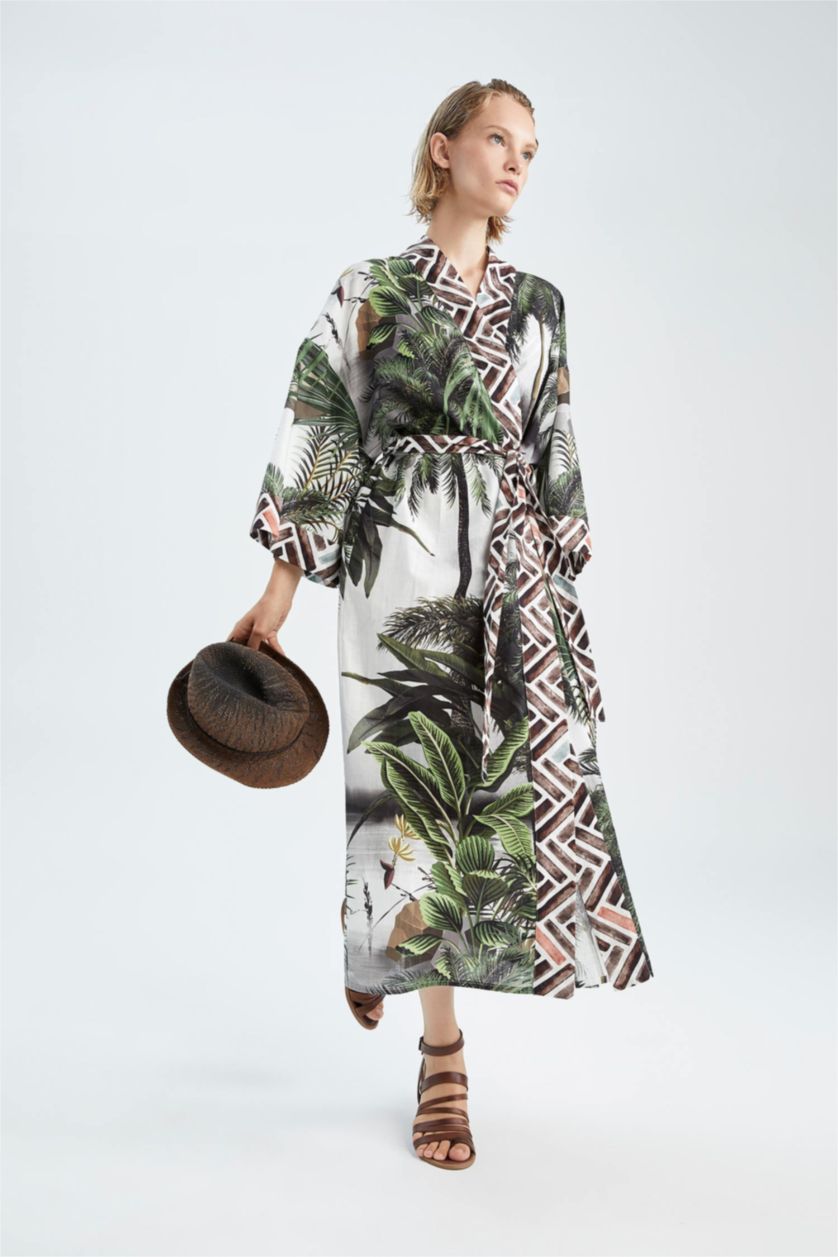 FEMME Vert Vêtements de plage Coton organique Coupe Régulière Floral Fall In Love