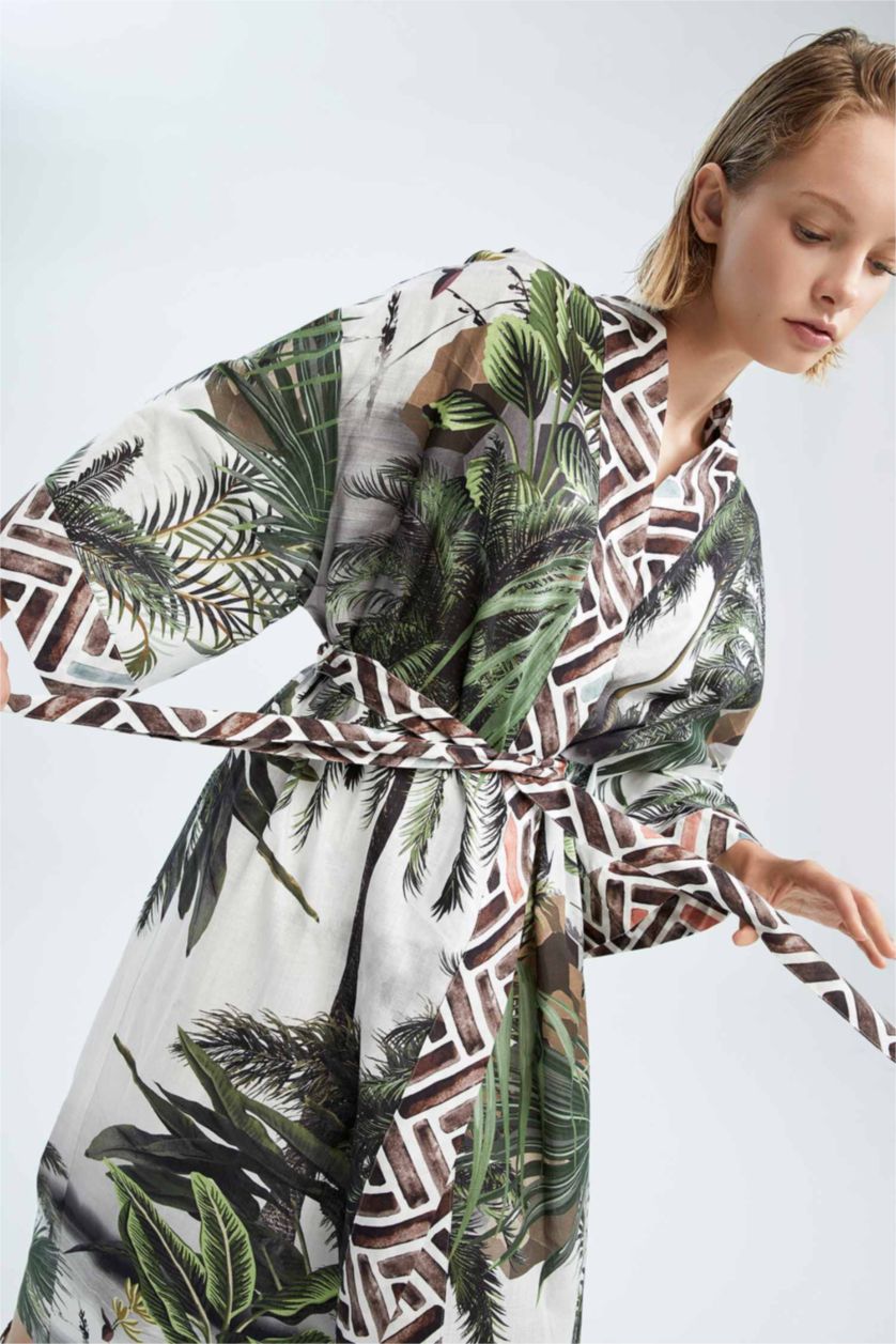 FEMME Vert Vêtements de plage Coton organique Coupe Régulière Floral Fall In Love