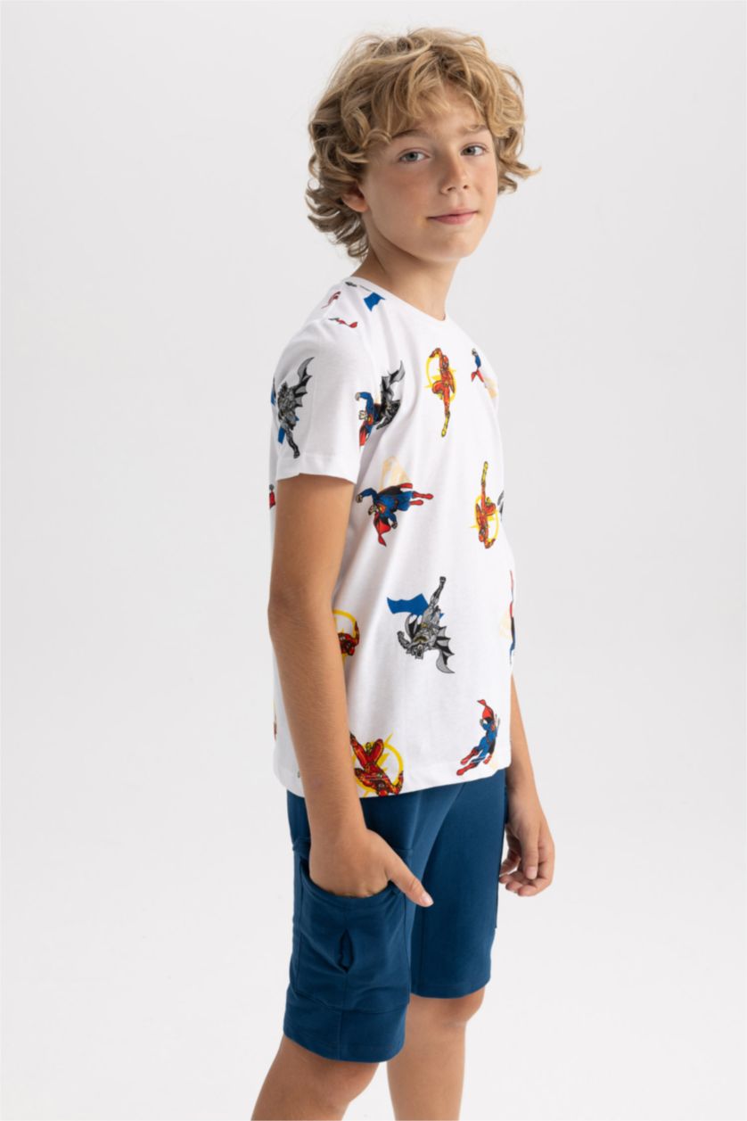 Boys & Teens White Boy Regular Fit Shot Sleeve Justice League Print T-Shirt