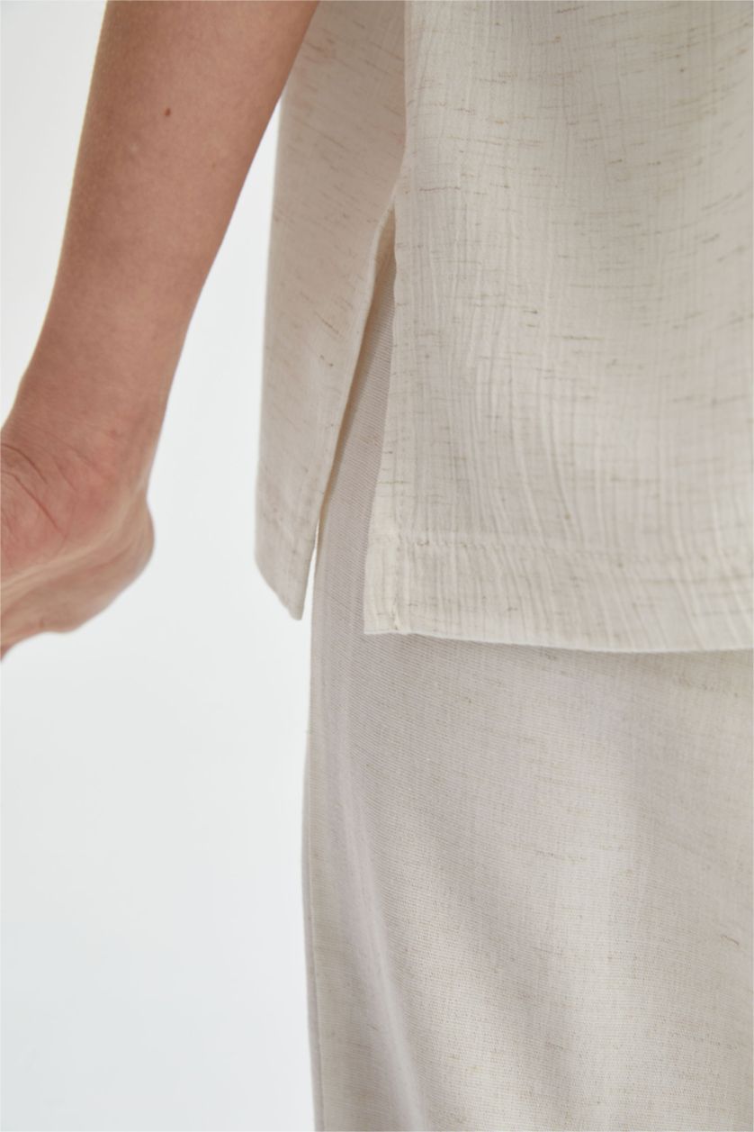 نساء بيج قميص نص كم من مزيج الكتان اوفر سايز بياقة قميص