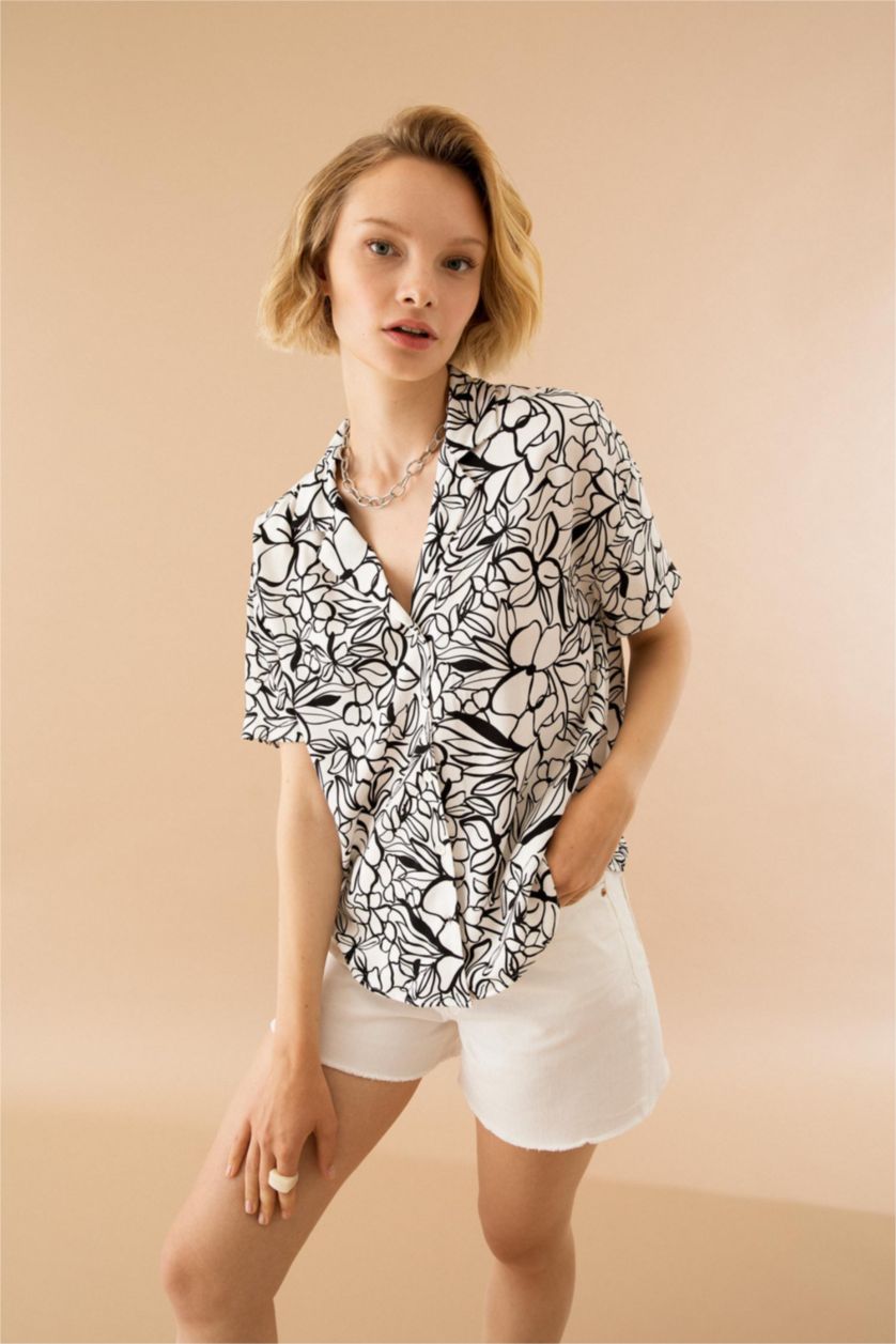 WOMAN White Regular Fit Short Sleeve Palm Print Viscose Shirt
