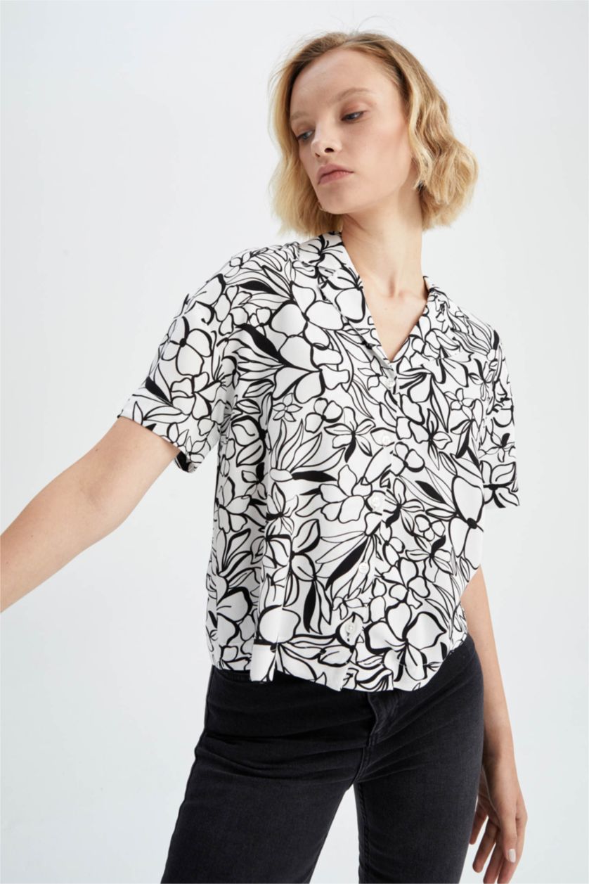 WOMAN White Regular Fit Short Sleeve Palm Print Viscose Shirt