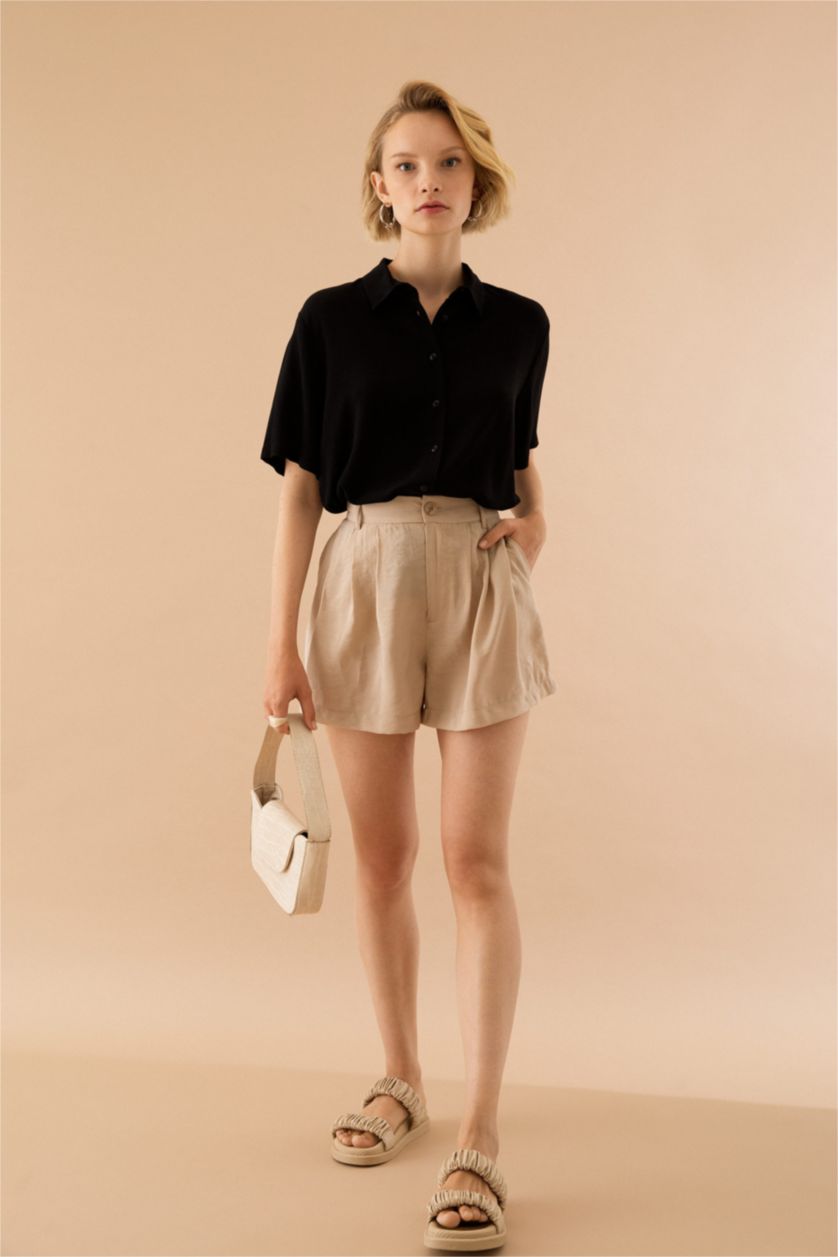 FEMME Noir Chemise à manches courtes en tissu froissé à col chemise coupe classique