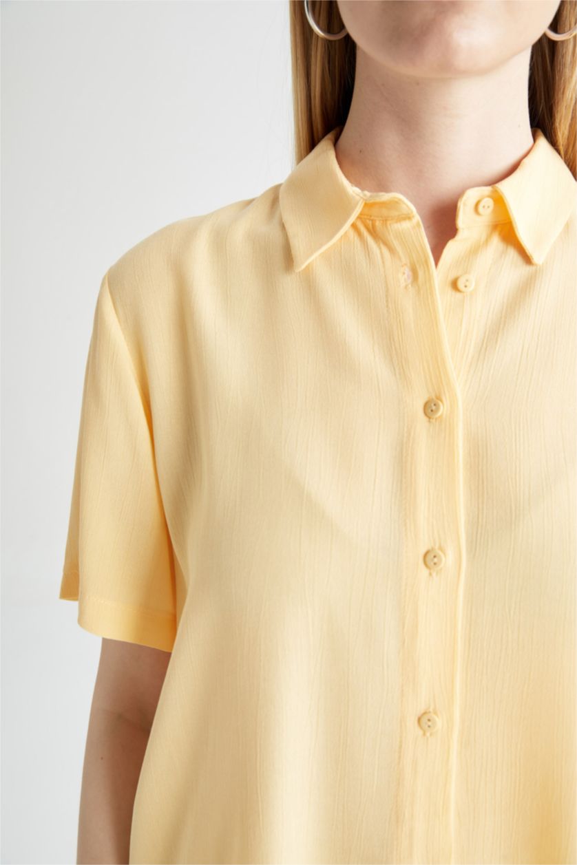 FEMME Jaune Clair Regular Fit Crinkle Fabric Short Sleeve Shirt