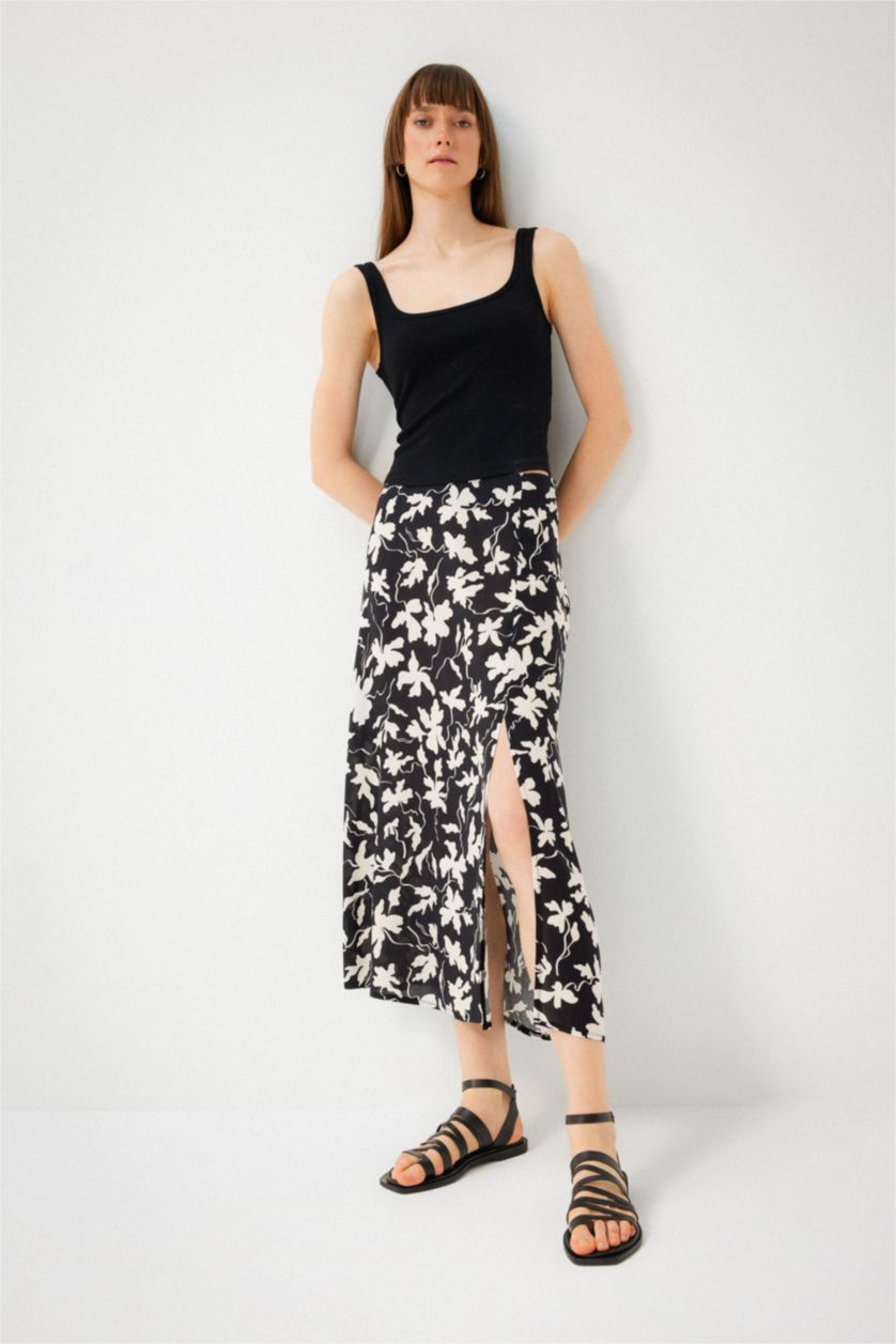 FEMME Noir Jupe mi-longue en viscose à motif floral