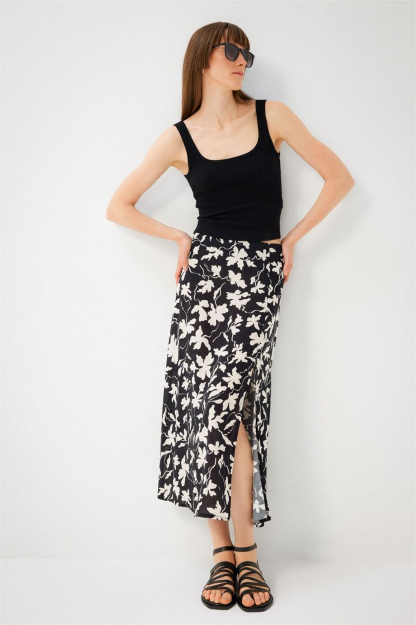 FEMME Noir Jupe mi-longue en viscose à motif floral