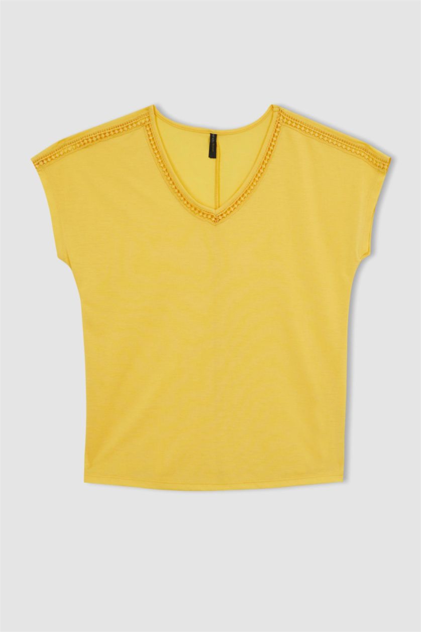WOMAN Yellow Traditional V Neck Short Sleeve T-Shirt