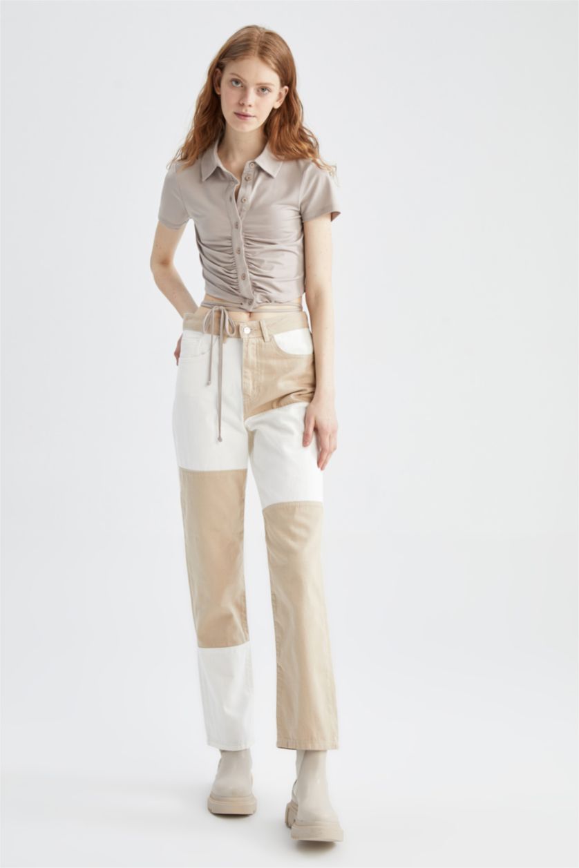 FEMME Beige Chemise à manches courtes à taille nouée