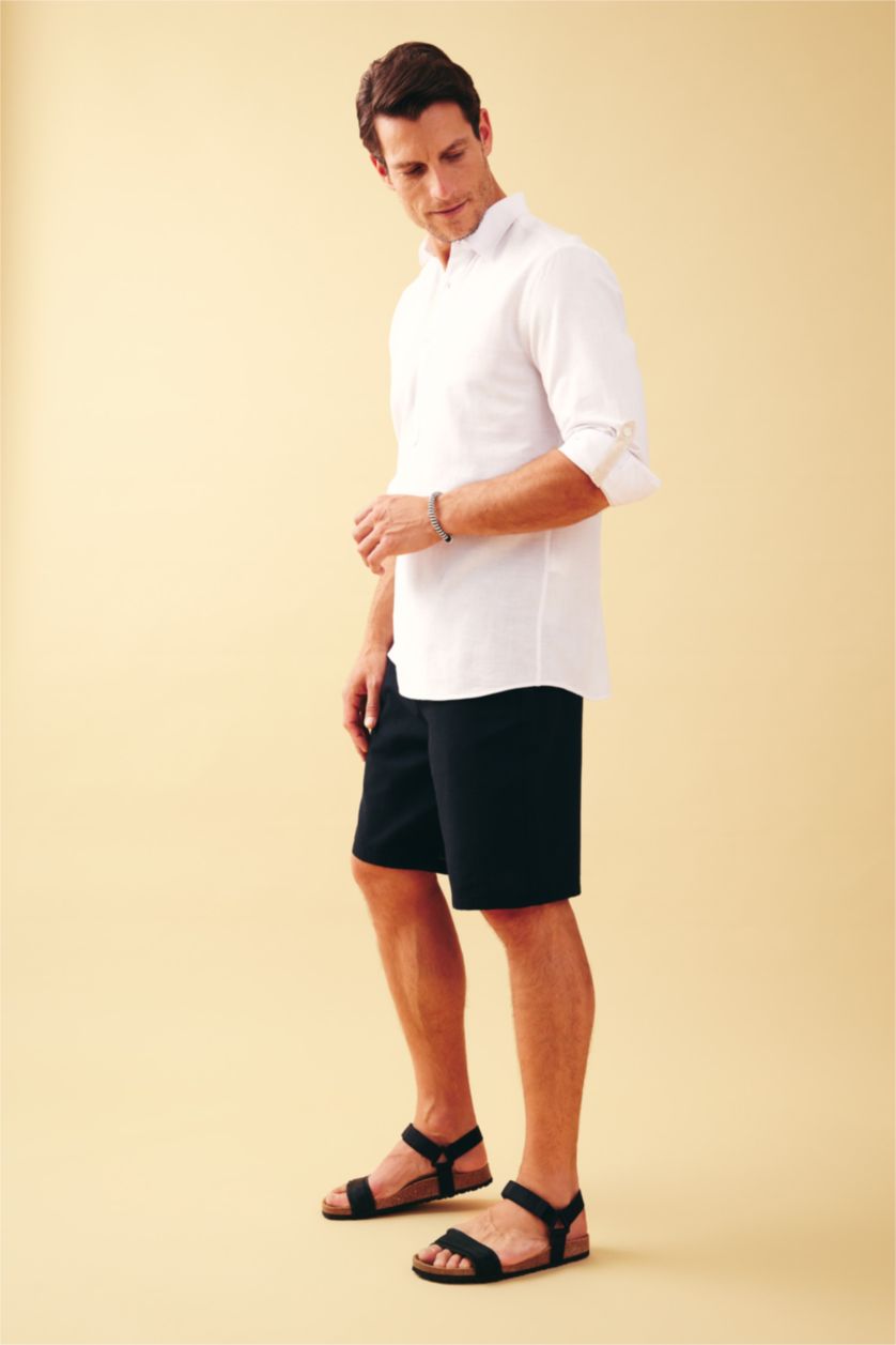 MAN Black Regular Fit Bermuda