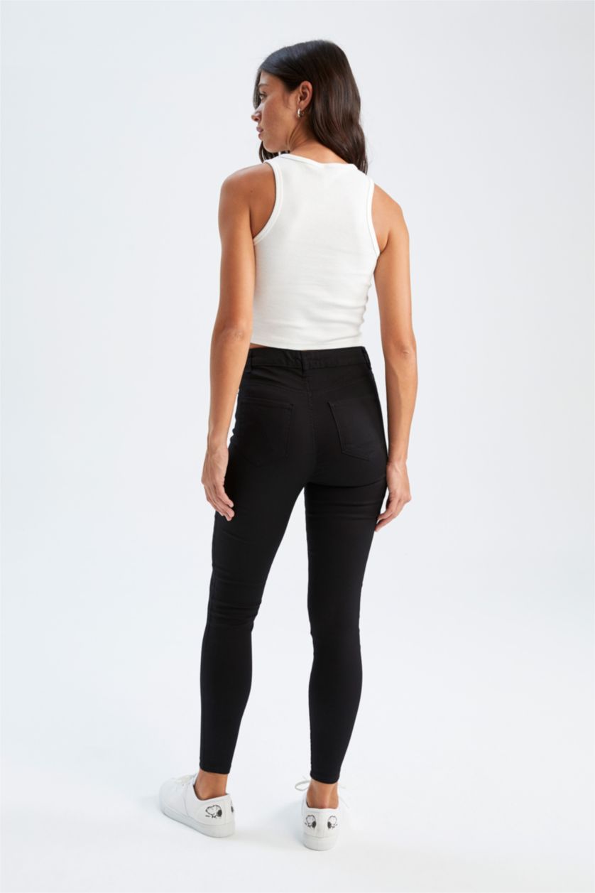 نساء أسود بنطلون ضيق للغاية