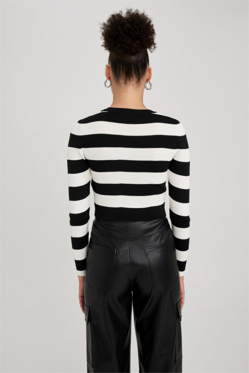 WOMAN Black Slim Fit Crew Neck Knitwear Pullover