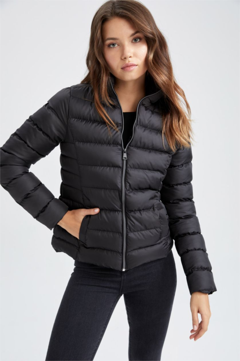 Женщины Черный Puffer Jacket