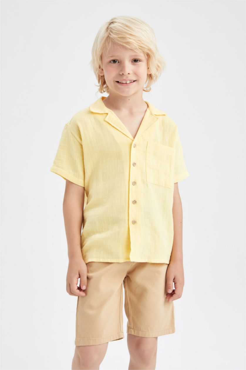 Мальчики и подростки Бежевый Шорты бермуды с ремнем для мальчиков