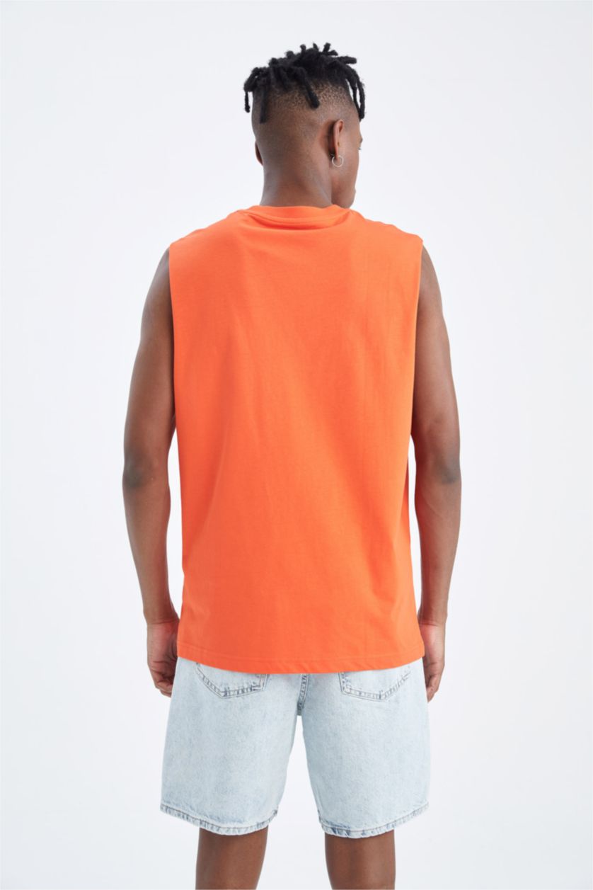 MAN Coral Boxy Fit Minimal Print Vest
