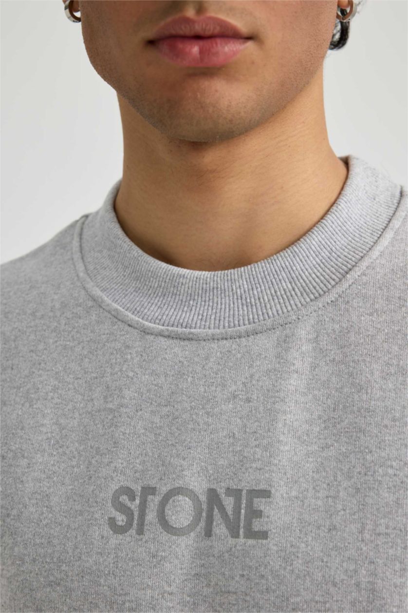 Мужчины Серый меланж Свитшот стандартного кроя с круглым вырезом с принтом