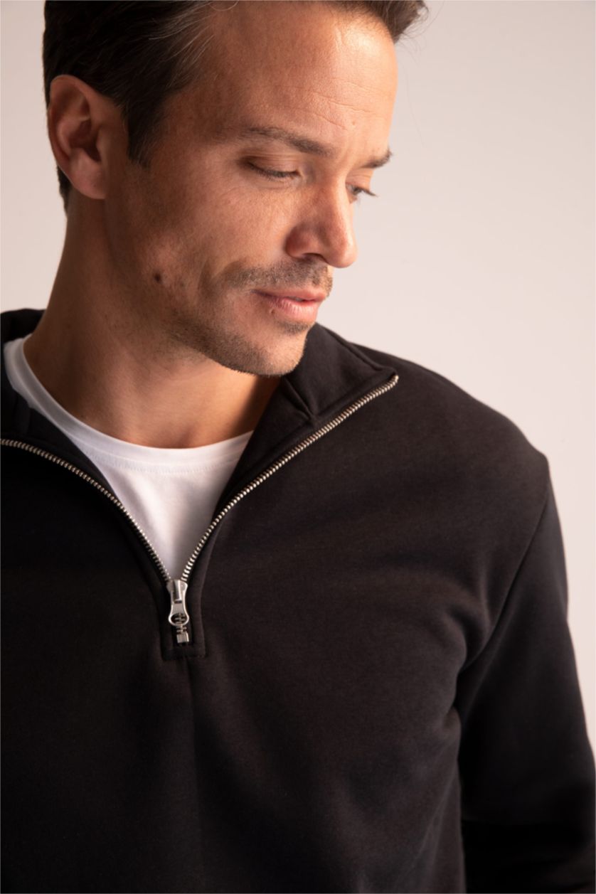 MAN Black Comfort Fit Sweatshirt