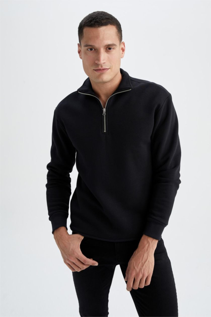 MAN Black Comfort Fit Sweatshirt