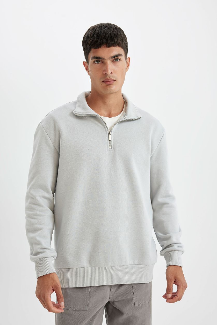 MAN Light Grey Comfort Fit Stand Collar Zippered Thick Sweatshirt