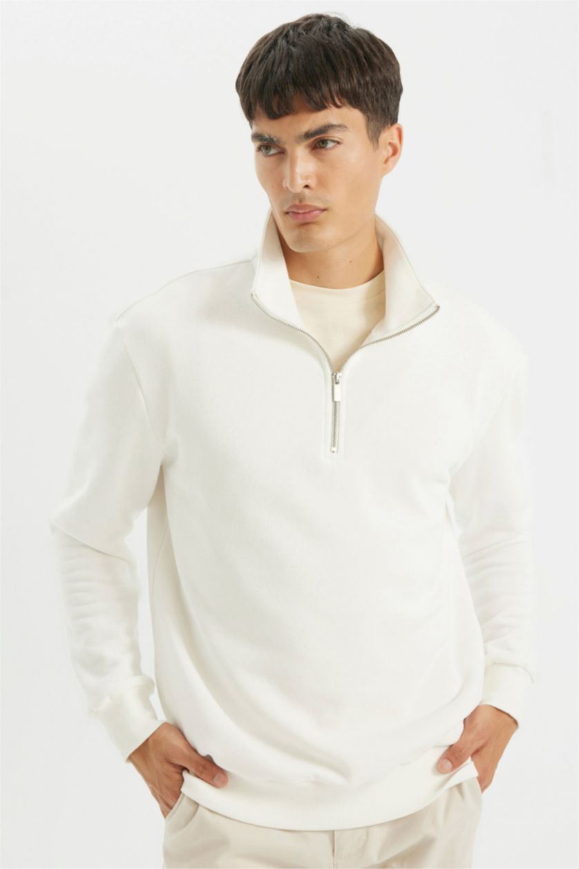 MAN White Comfort Fit Thick Sweatshirt Fabric Sweatshirt