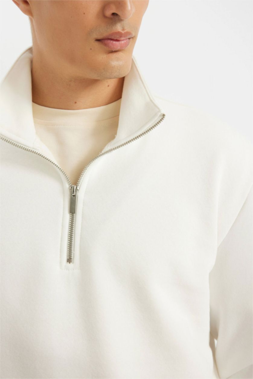 MAN White Comfort Fit Thick Sweatshirt Fabric Sweatshirt